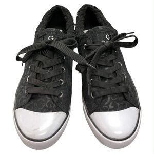 Guess Black and White Women's Sneakers S10